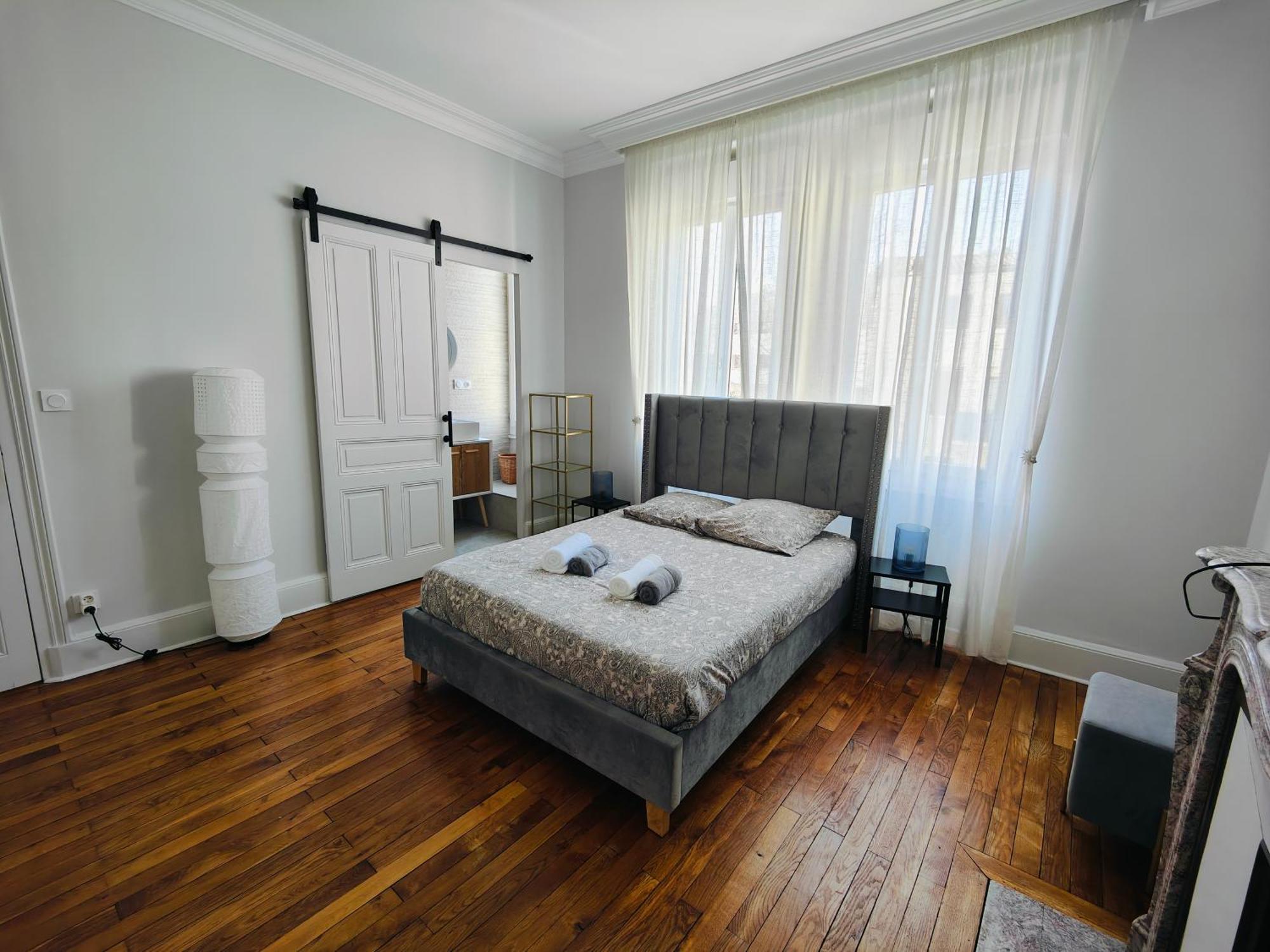 Self-Checkin Town House - Rooms To Rent In A Beautiful Modern Town House - Not A Hotel - Location De Chambres Avec Arrivee En Autonomie - Extra Fee For Sheets And Towels - Private Parking - Check Your Plateform Inbox And Follow Check-In Instructions Saint-Romain-en-Gal エクステリア 写真